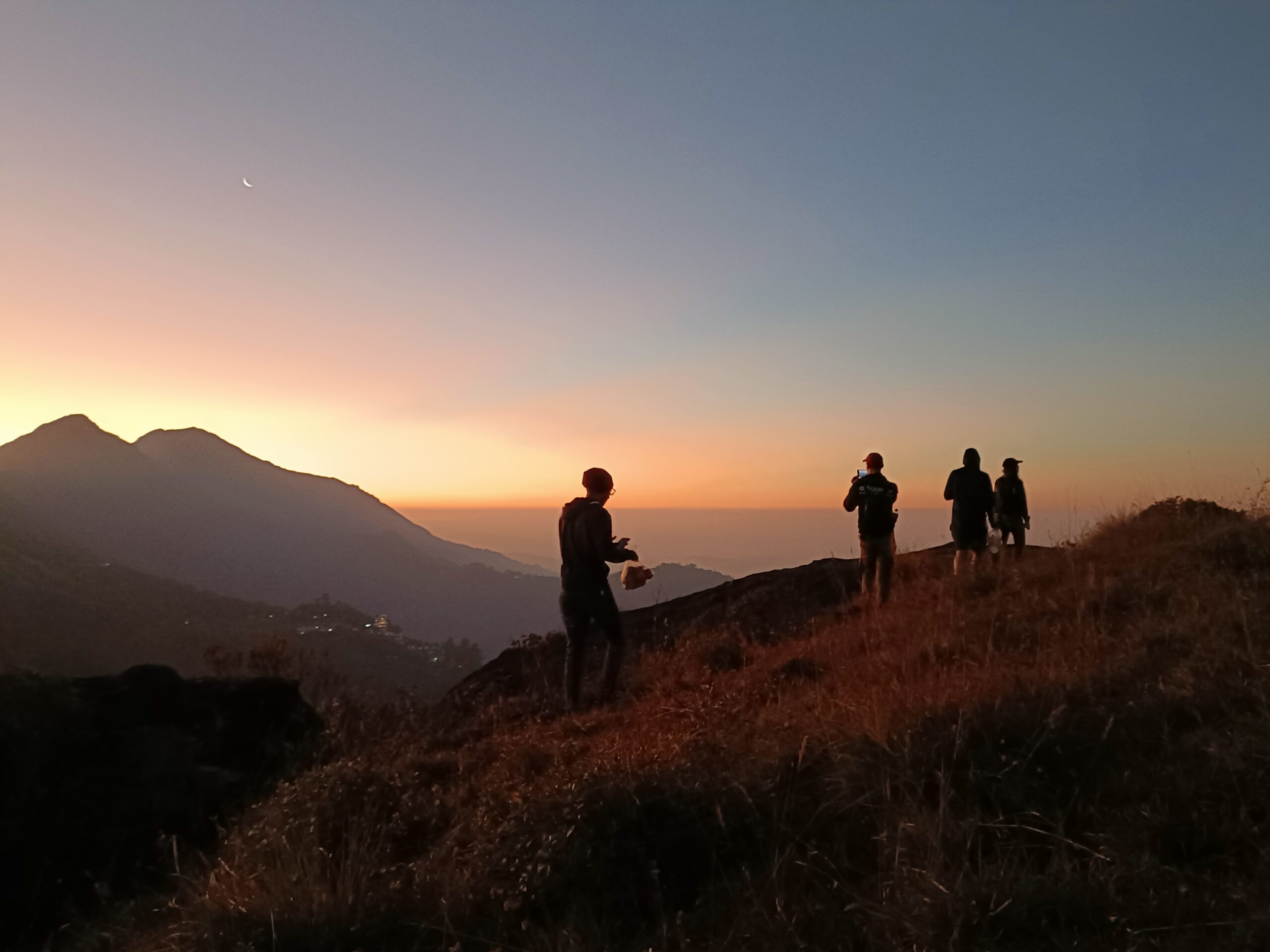Sunrise Trek 2