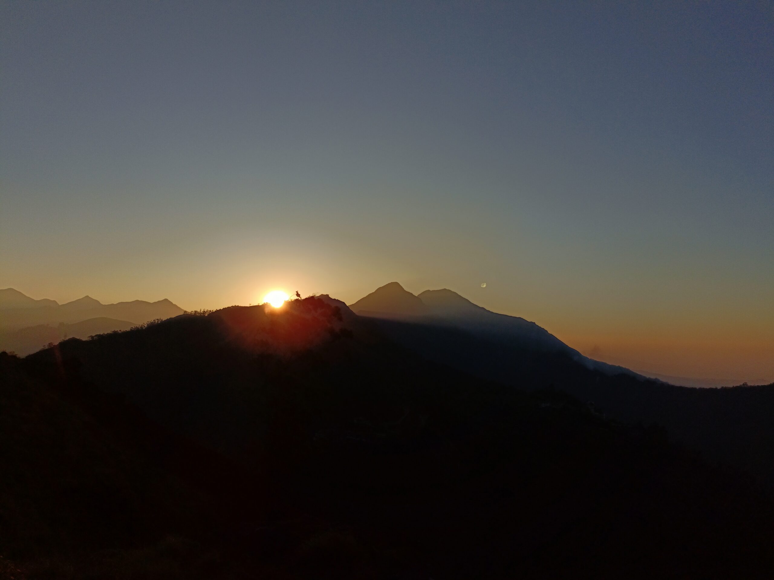 Sunrise Trek 3
